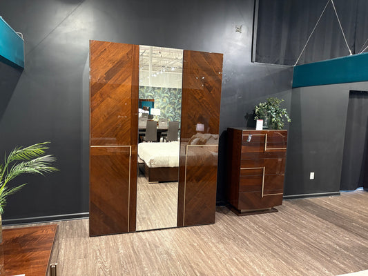 Coffee Walnut w/ Gold Wardrobe